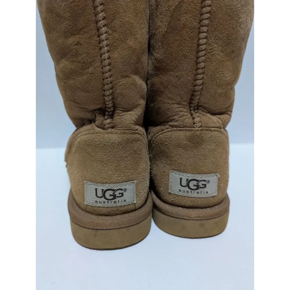 UGG Classic‎ Short Chestnut Suede Sheepskin Shearling Winter Boots Women's 6